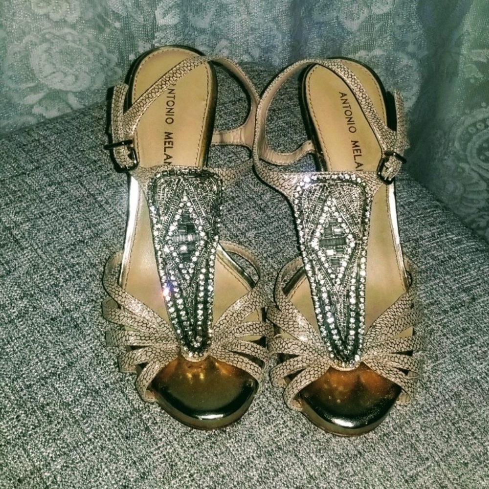 Antonio Melani pumps